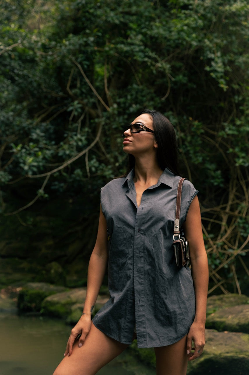 back tie pouch sleeveless shirt